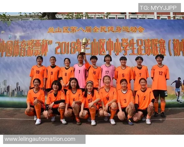 潮汕话演绎世界足球球星故事展现地域文化与绿茵激情结合 潮汕话演绎世界足球球星故事展现地域文化与绿茵激情结合